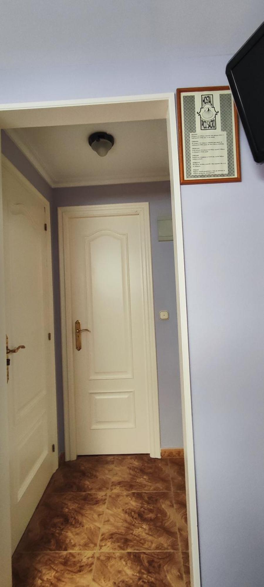 Pico Sacro I Hostal-Pension Σαντιάγο ντε Κομποστέλα Δωμάτιο φωτογραφία