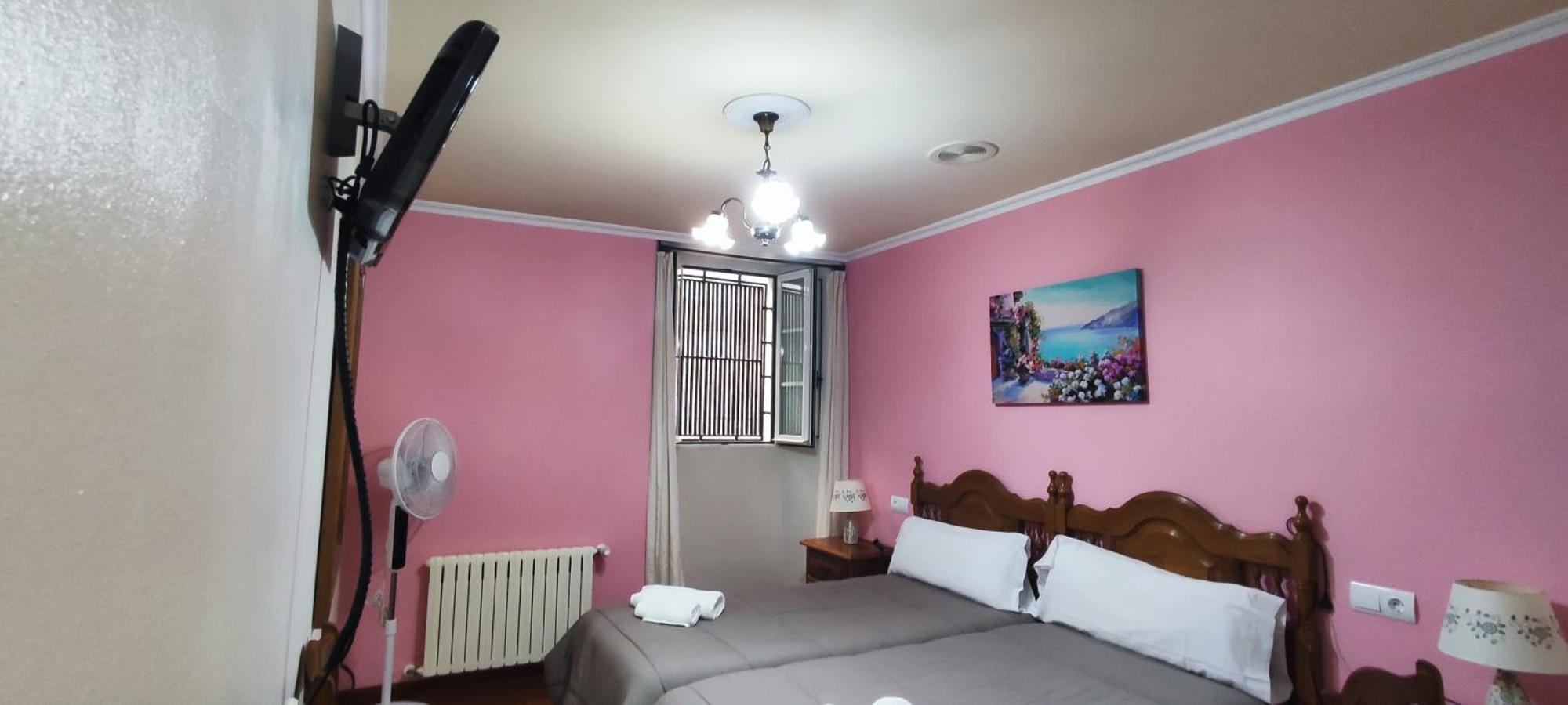 Pico Sacro I Hostal-Pension Σαντιάγο ντε Κομποστέλα Δωμάτιο φωτογραφία
