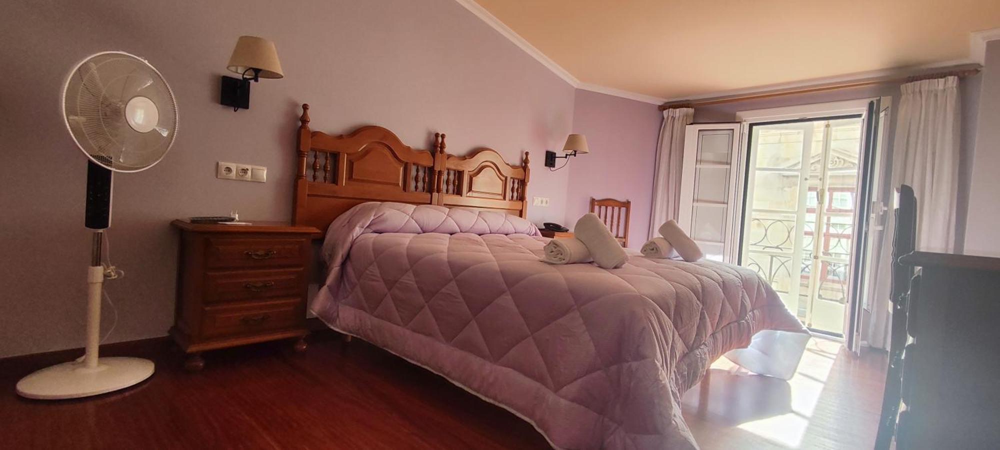 Pico Sacro I Hostal-Pension Σαντιάγο ντε Κομποστέλα Δωμάτιο φωτογραφία